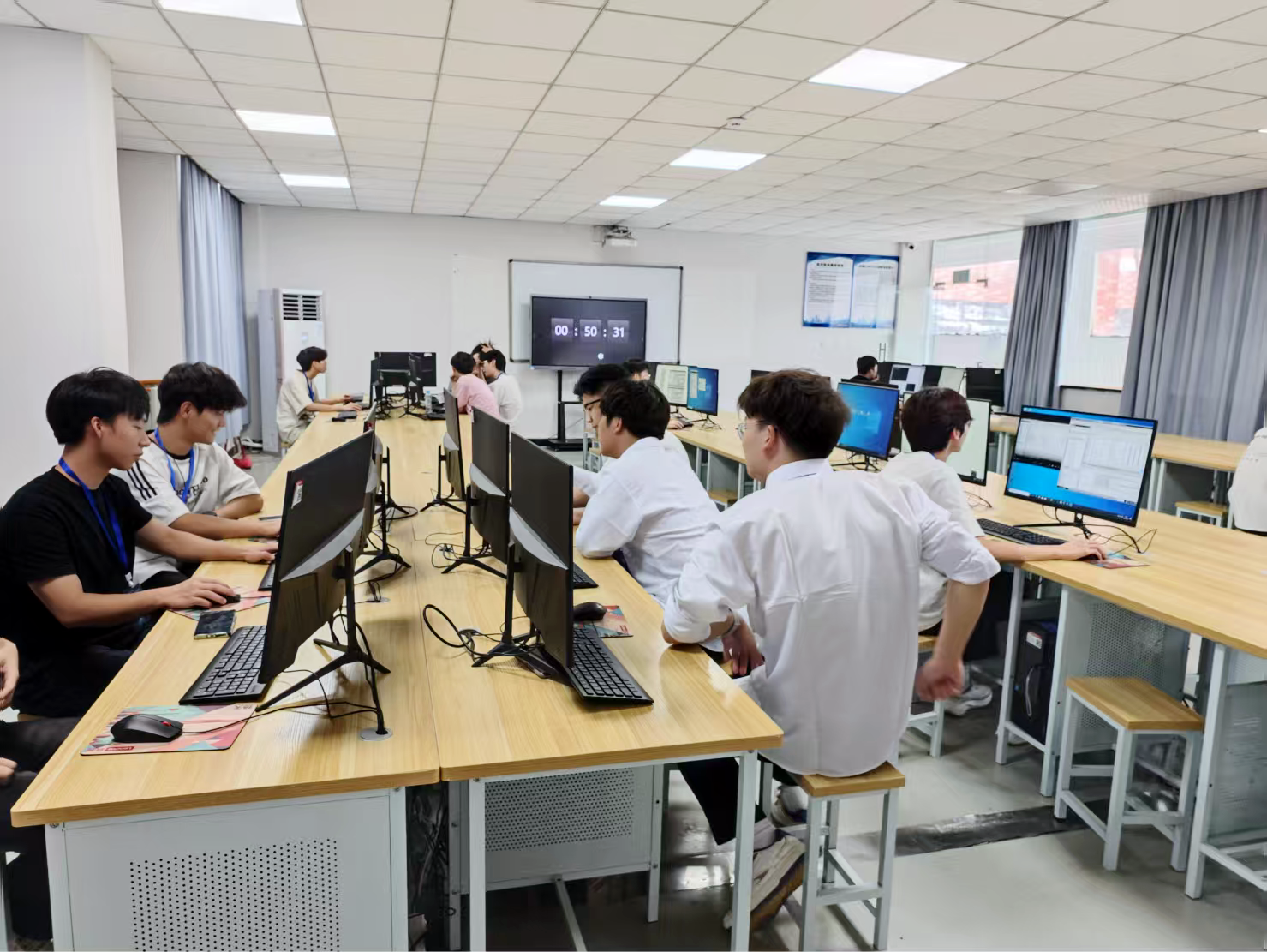 微信图片_2025-06-30_173238_694_副本.png